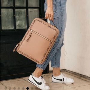 Calpak Kaya Laptop Backpack 💖 Mauve color